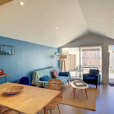 Maison Cosy Avec Terrasse Pres De La Rochelle, Et Stationnement Gratuits - Fr-1-710-12 * Aytre