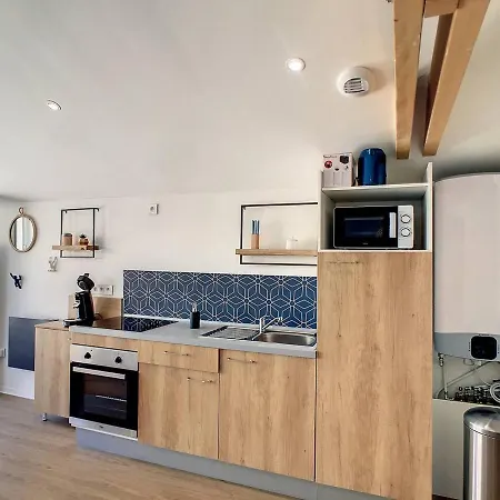 Maison Cosy Avec Terrasse Pres De La Rochelle, Et Stationnement Gratuits - Fr-1-710-12 Holiday home