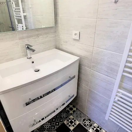 Holiday home Maison Cosy Avec Terrasse Pres De La Rochelle, Et Stationnement Gratuits - Fr-1-710-12 Aytre